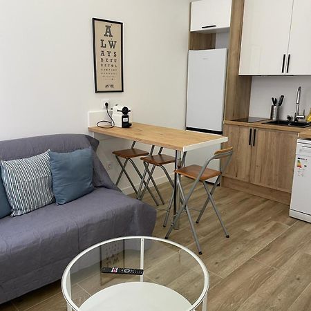 Exyca Metropolitano Apartment Madrid Bagian luar foto
