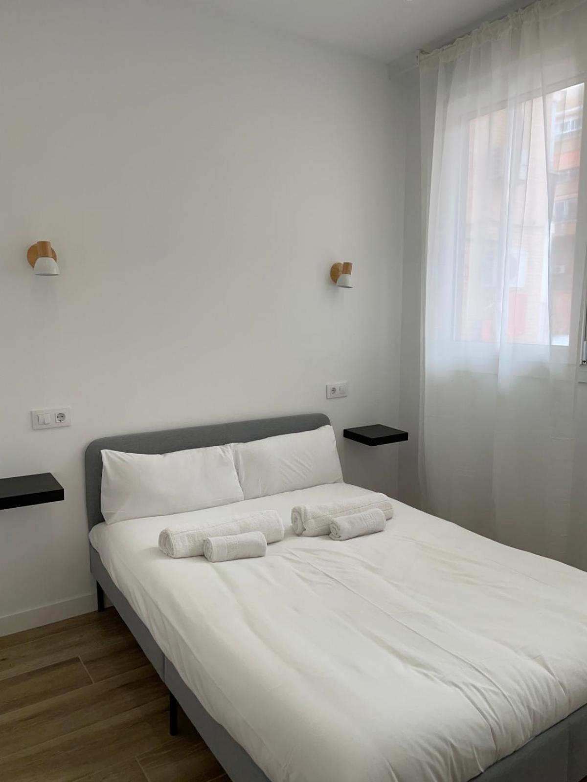 Exyca Metropolitano Apartment Madrid Bagian luar foto