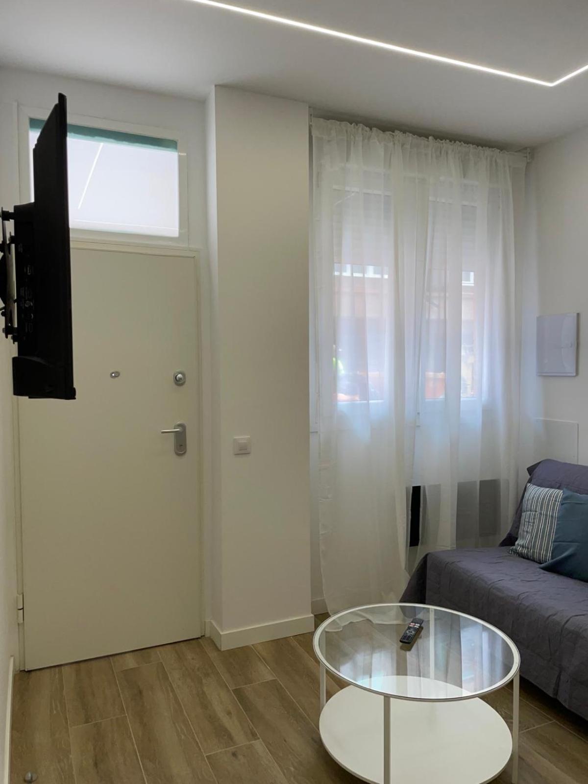 Exyca Metropolitano Apartment Madrid Bagian luar foto
