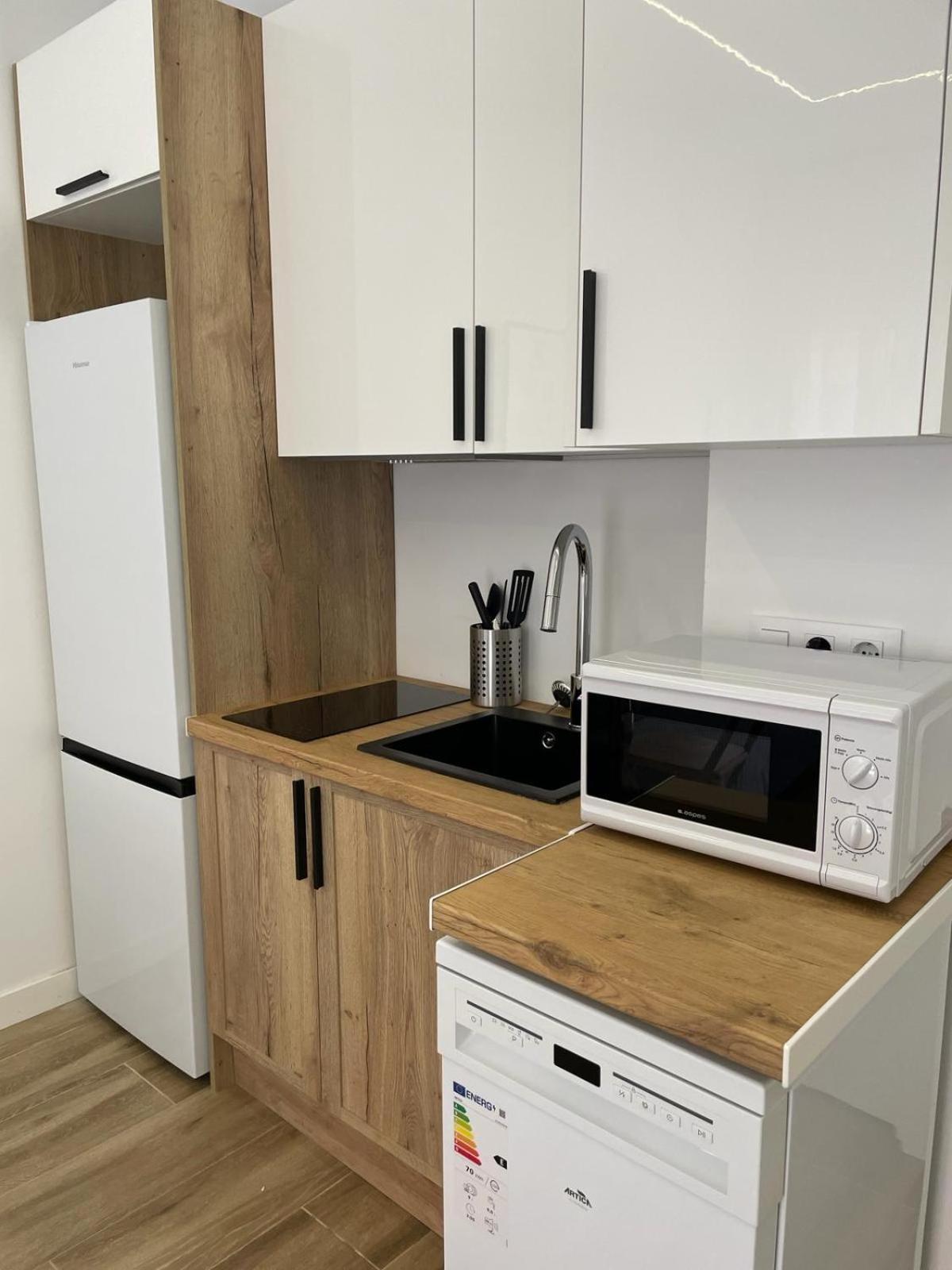 Exyca Metropolitano Apartment Madrid Bagian luar foto