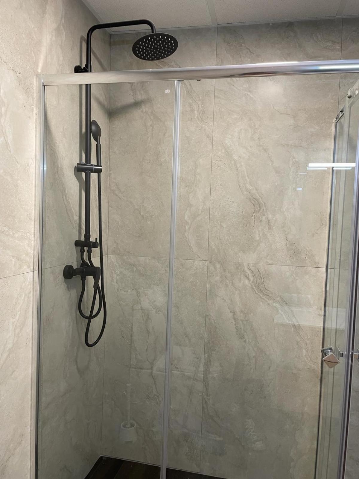 Exyca Metropolitano Apartment Madrid Bagian luar foto